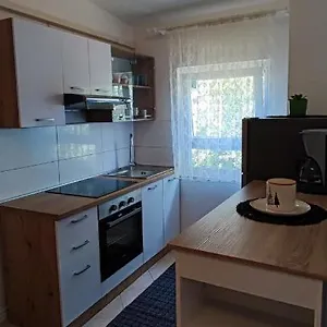Apartment Mirijana, Pula